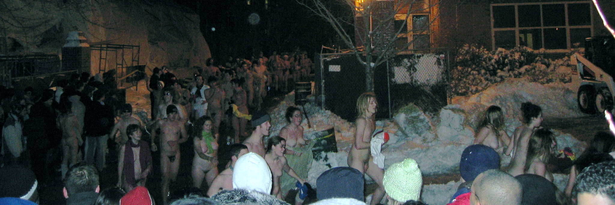 Tufts naked run