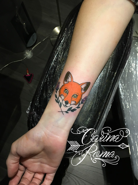 Delicate Small Fox Tattoo | ©Carina Roma Custom Tattoo Artis… | Flickr 640_x_480_jpg