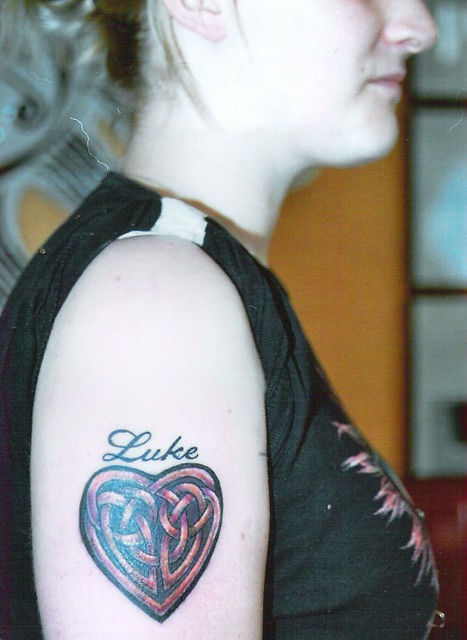 Celtic Heart Cover Up Of Old Tattoo | New Stle Celtic Heart … | Flickr 640_x_467_jpg
