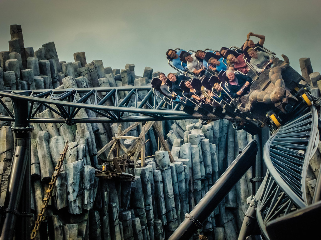 Taron The Lovely Intamin Taron Coaster At Phantasialand Flickr