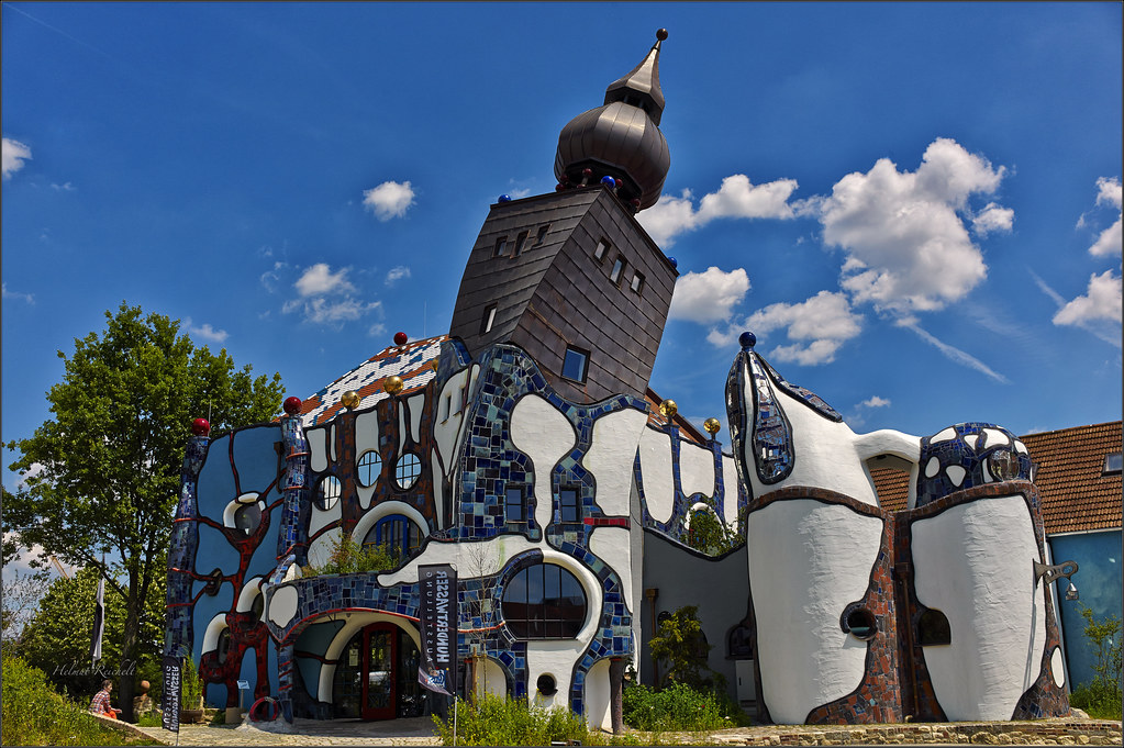 Der Schiefe Turm Von Abensberg Kunsthaus In Der Brauerei K Flickr