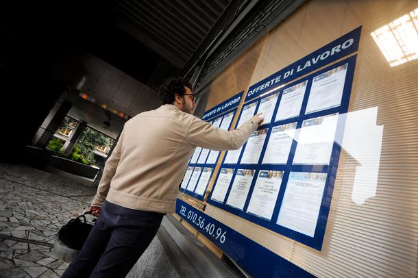 Cerca Lavoro | Genova. Inchiesta Sul Tema Del Cercare Lavoro… | Flickr 406_x_610_jpg