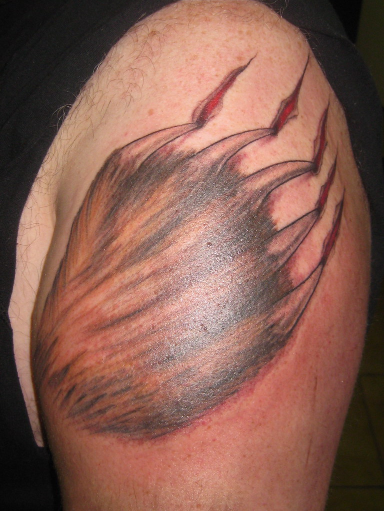 Bear Paw Tearing Skin Tattoo By Jon Poulson | Bear Paw Teari… | Flickr 1023_x_768_jpg