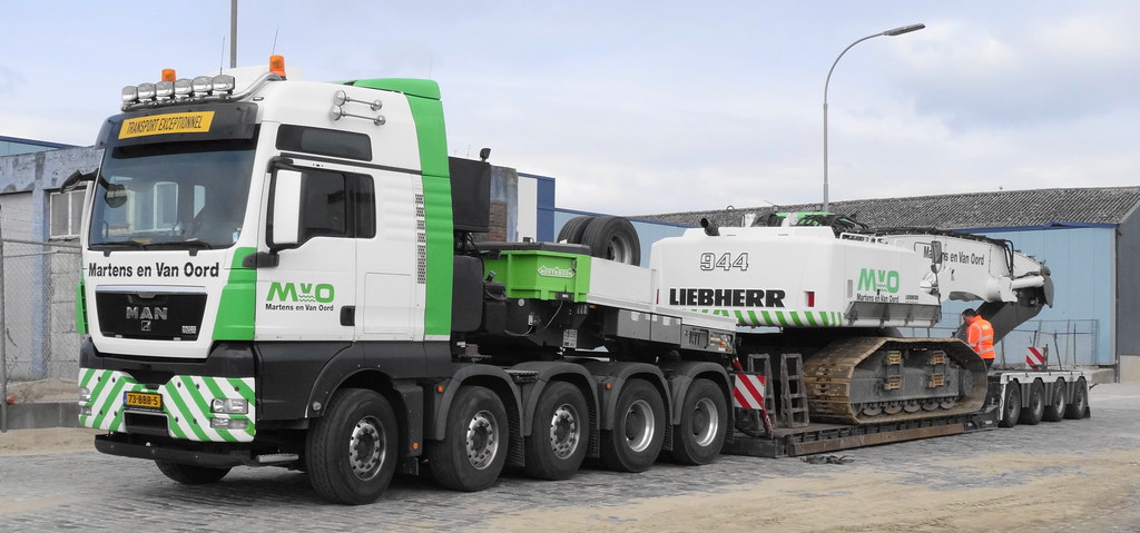 Man Tgx Liebherr 944 Martens En Van Oord Oosterhout A Photo On Flickriver