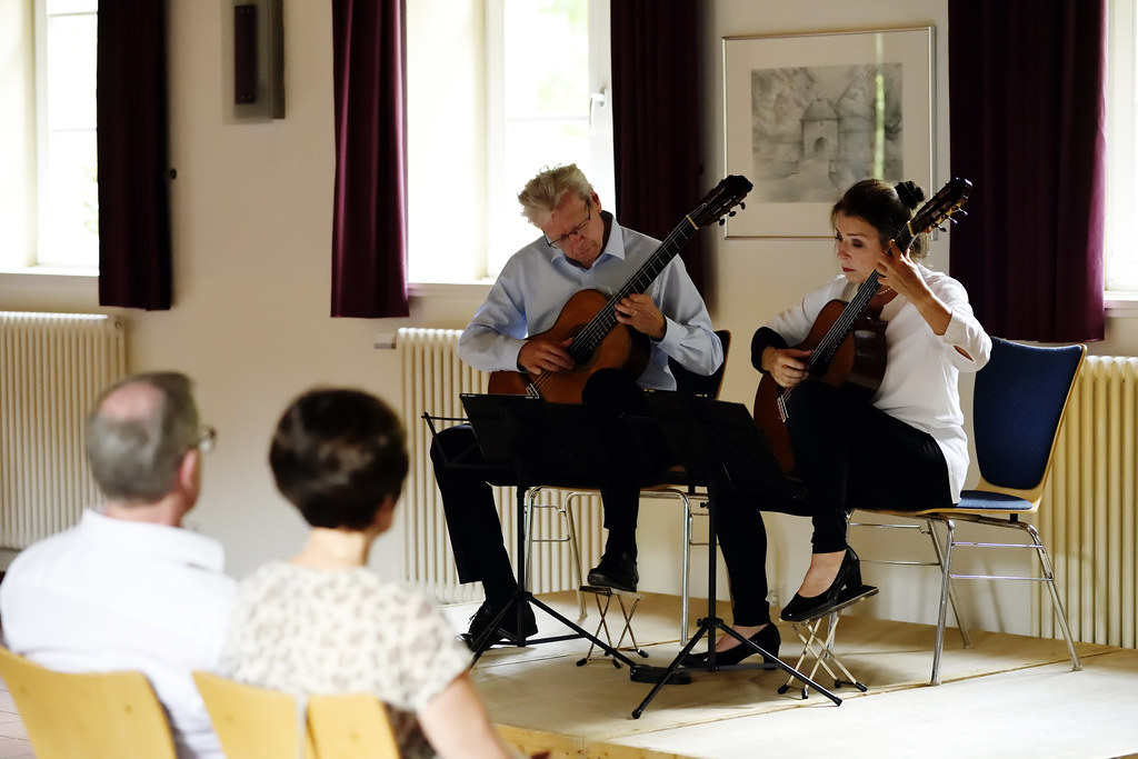 3 X Gitarre X 3 19 Kreative Konzert Konzepte In Der Zeit Flickr