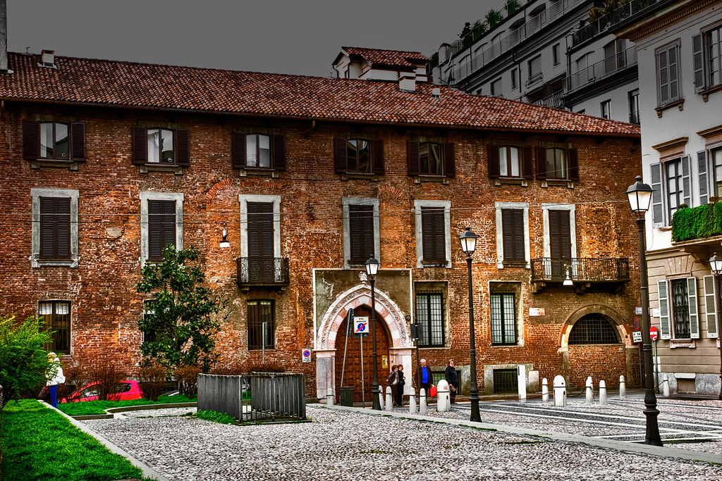 Piazza Borromeo, Milano, Palazzo Borromeo | La Costruzione D… | Flickr