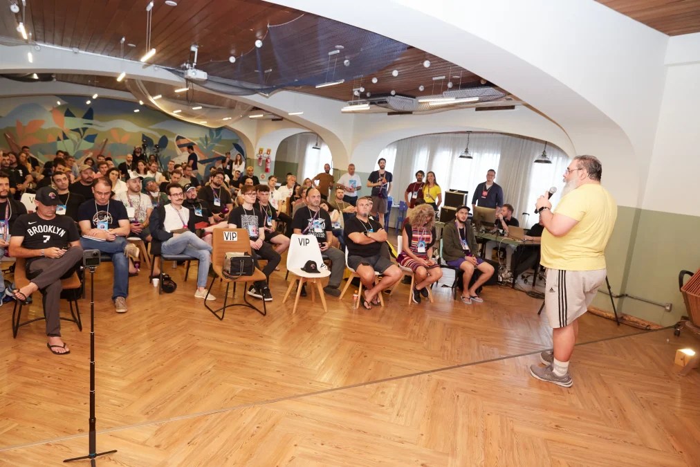 Anarcópolis 2025 promete grande evento libertário em Florianópolis com bitcoin em destaque