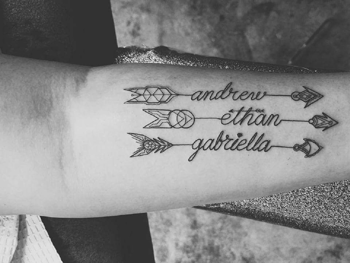 Ideas Bonitas De Tatuajes De Nombres De Los Hijos | Madres Hoy 900_x_1200_jpg