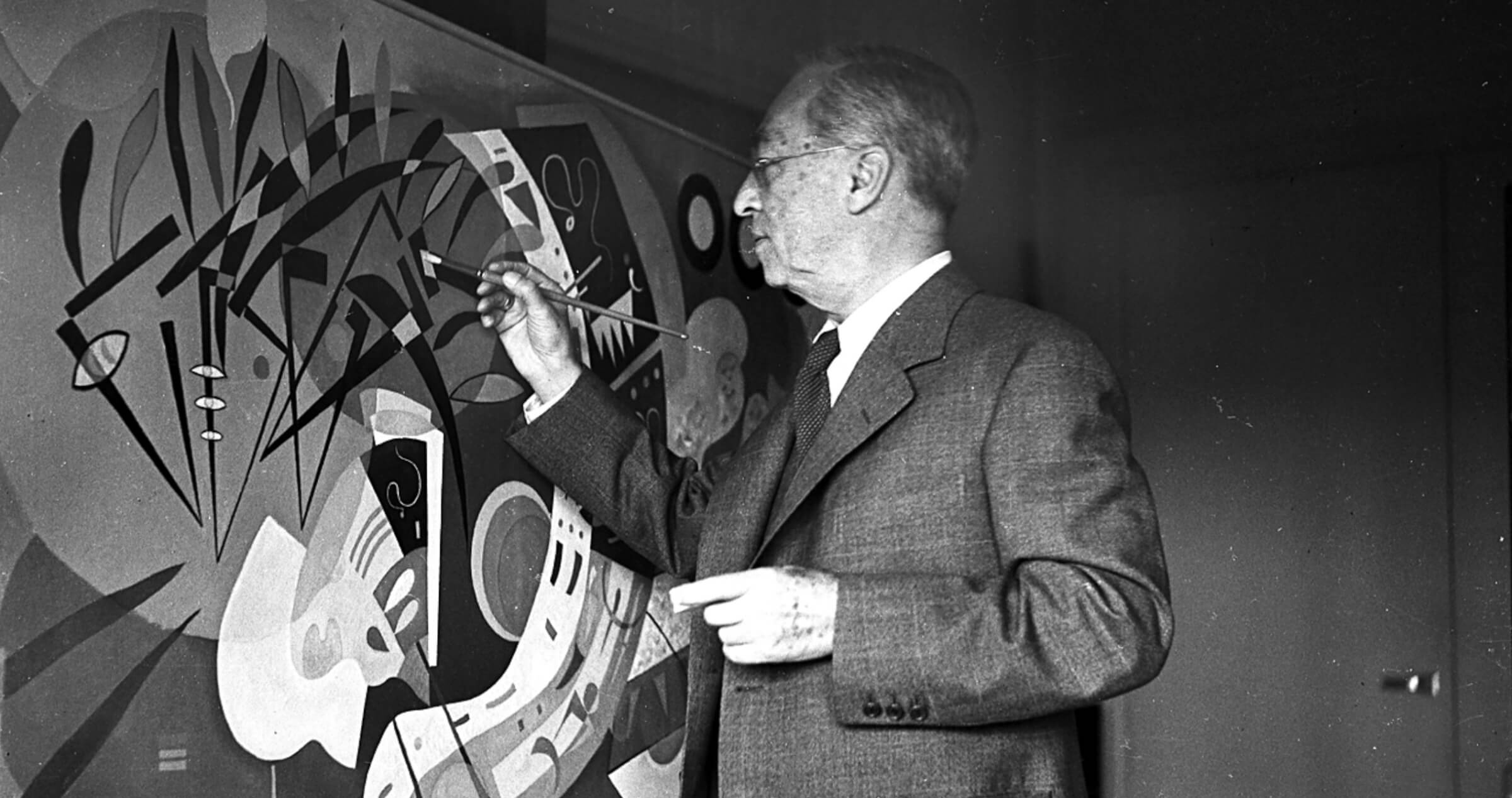Kandinsky S Evolution Was Worked Out In A Revolution Of Painting
