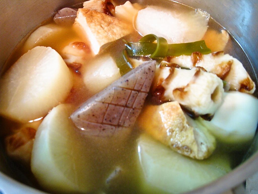 関西風おでんの作り方　だし、味付け、具材の下ごしらえのコツなど