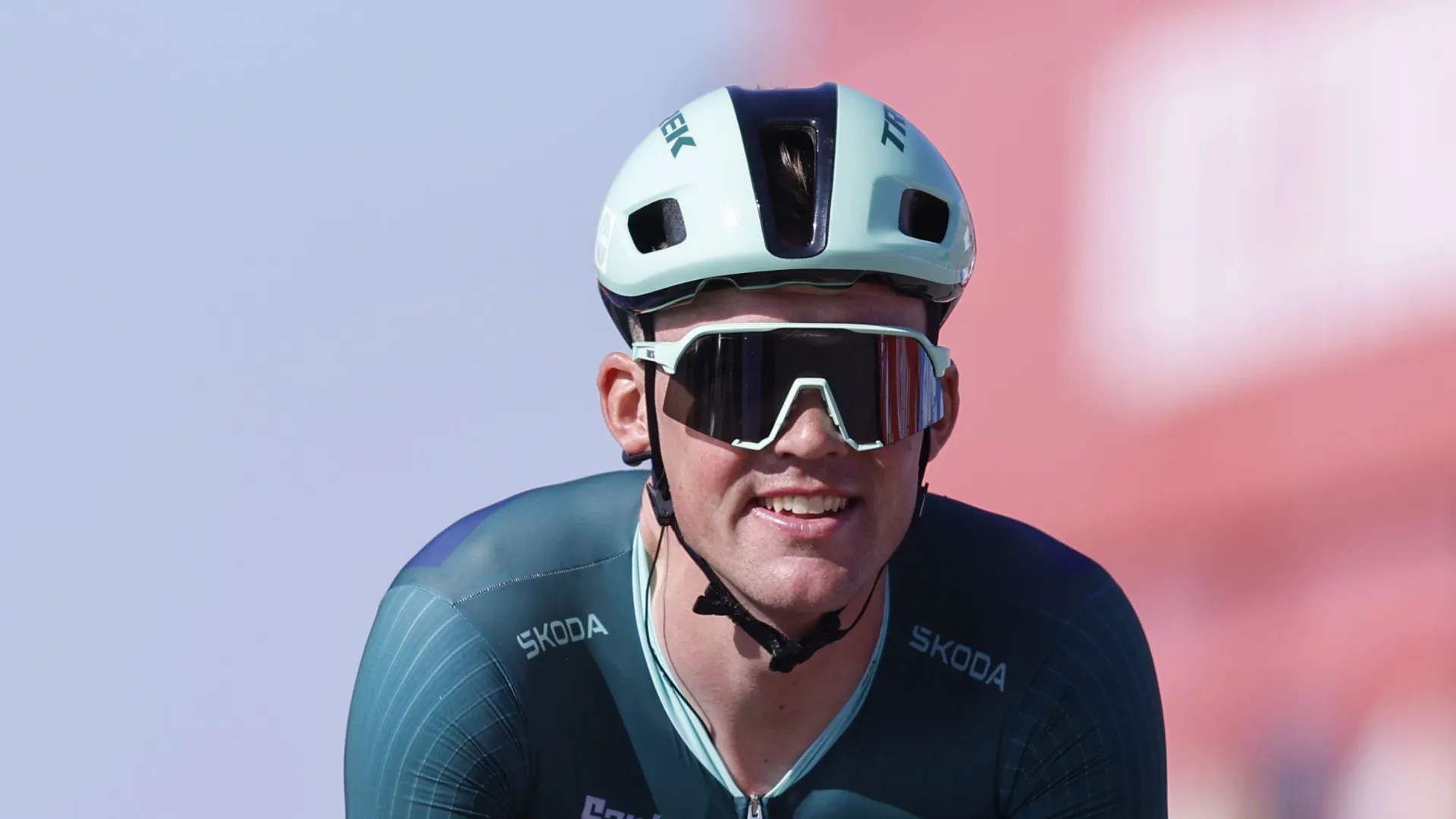 Pedersen vence 15.ª etapa da Vuelta. Vingegaard segue líder da geral Pedersen vence 15.ª etapa da Vuelta. Vingegaard segue líder da geral