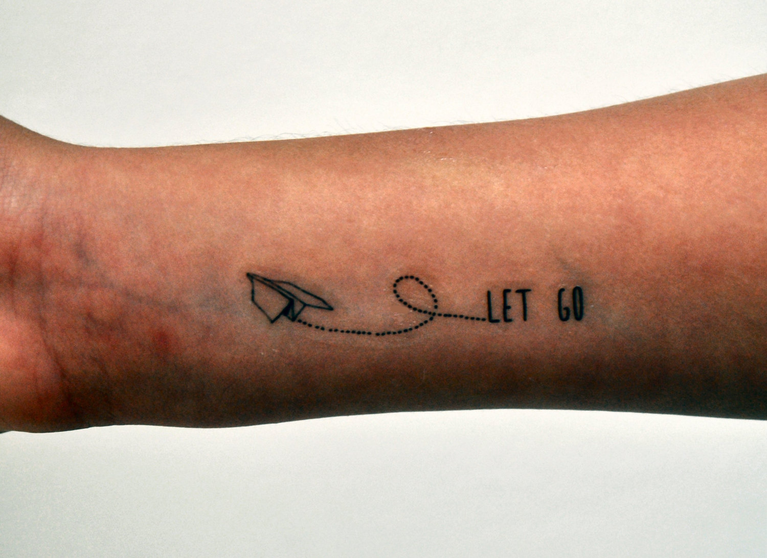 31 Tiny Quote Tattoos You'll Go Crazy For | Collegetimes.com 1092_x_1500_jpg