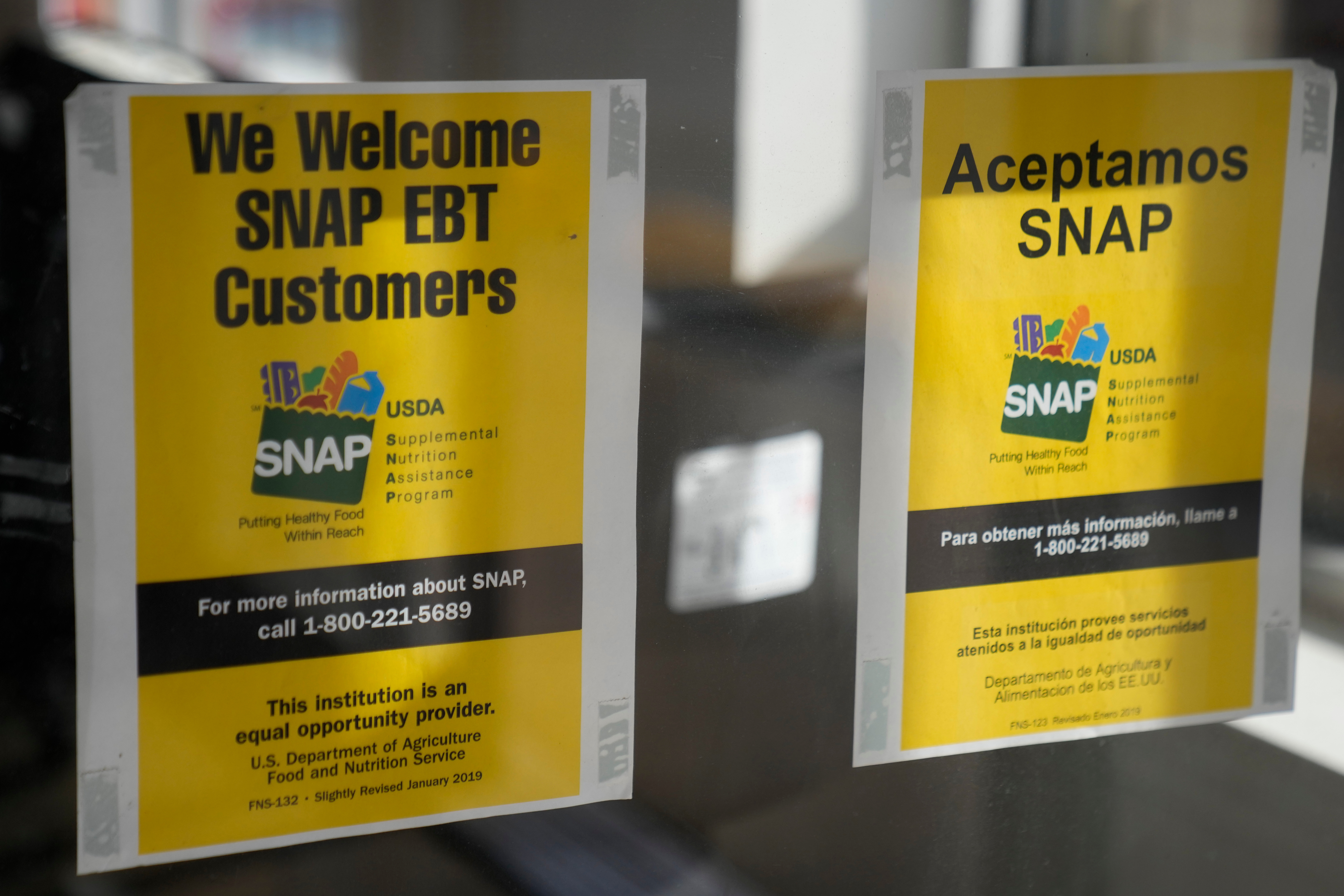 Will SNAP benefits halt in Nov.? States file food stamps lawsuit – NBC Chicago