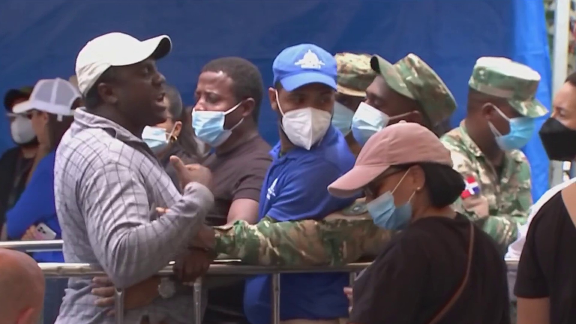Dominican Roof Collapse Leaves Families in Agony