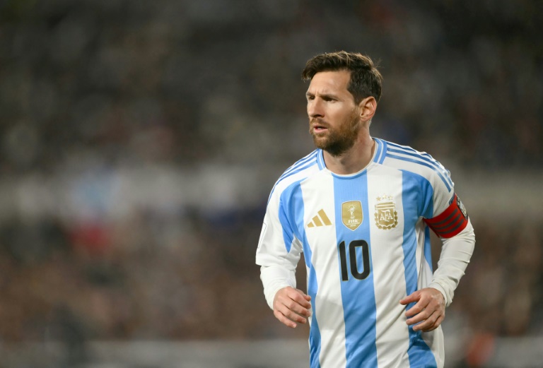 Bielsa eyes third World Cup spot with Messi set for home swansong