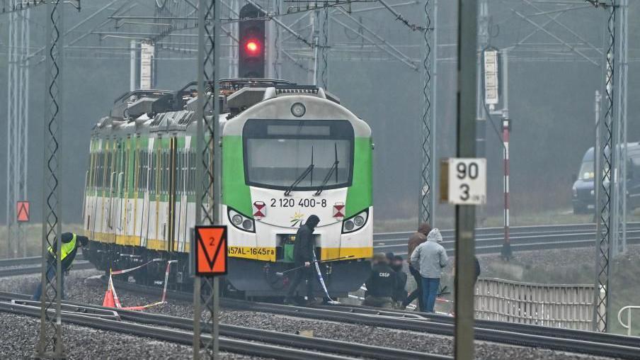 Two Ukrainians working for Russia behind rail sabotage, Polish PM says