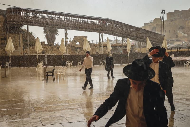 ‘Tis the season: Signs that winter has arrived in Jerusalem