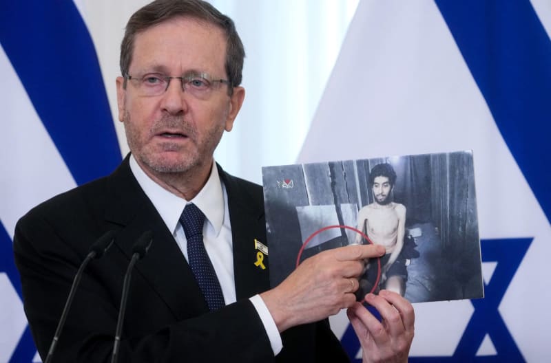Herzog to meet UK’s Starmer, warns Britain against Palestinian statehood recognition