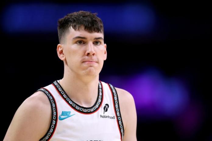 Jake LaRavia, at only 23, fits right into Lakers' future plans