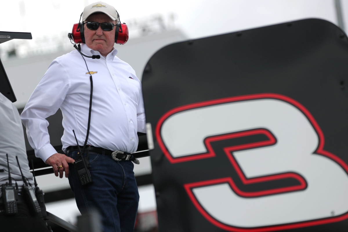 Richard Childress exploring legal action over NASCAR president’s texts