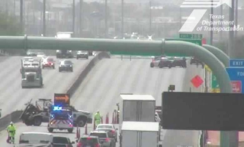 I-10 closed in East El Paso after pedestrians found on highway