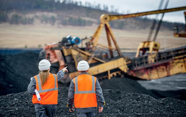 2 Stocks to Benefit from Industrial & Public Spending