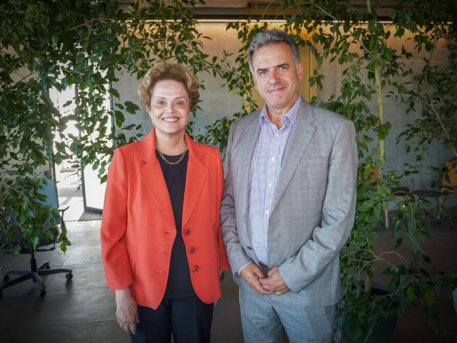 Rousseff considera que Uruguay debe integrarse al Nuevo Banco de Desarrollo del Brics