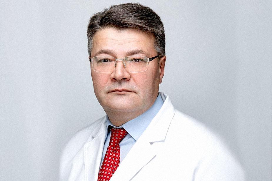 Прокуратура через суд требует с экс-министра здравоохранения 6,8 млн рублей за незаконную премию