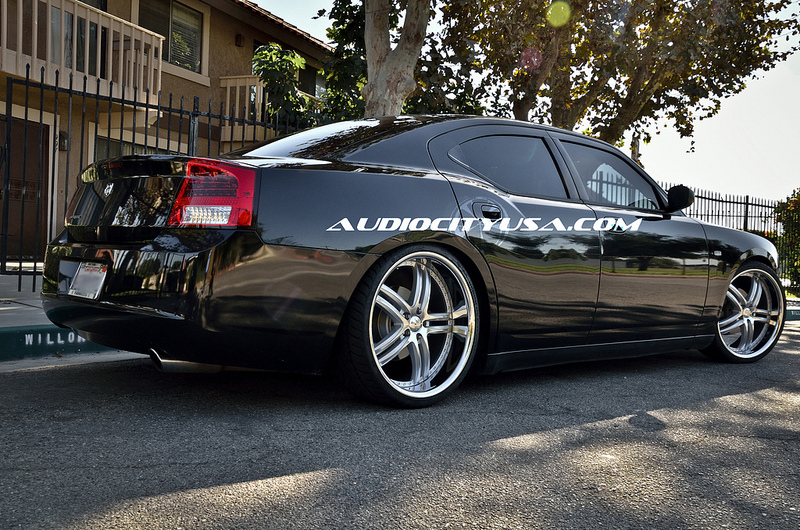 Dodge Charger Custom Wheels Xix X15 22x9 0 Et Tire Size 255 30 R22 22x10 5 Et 295 25 R22