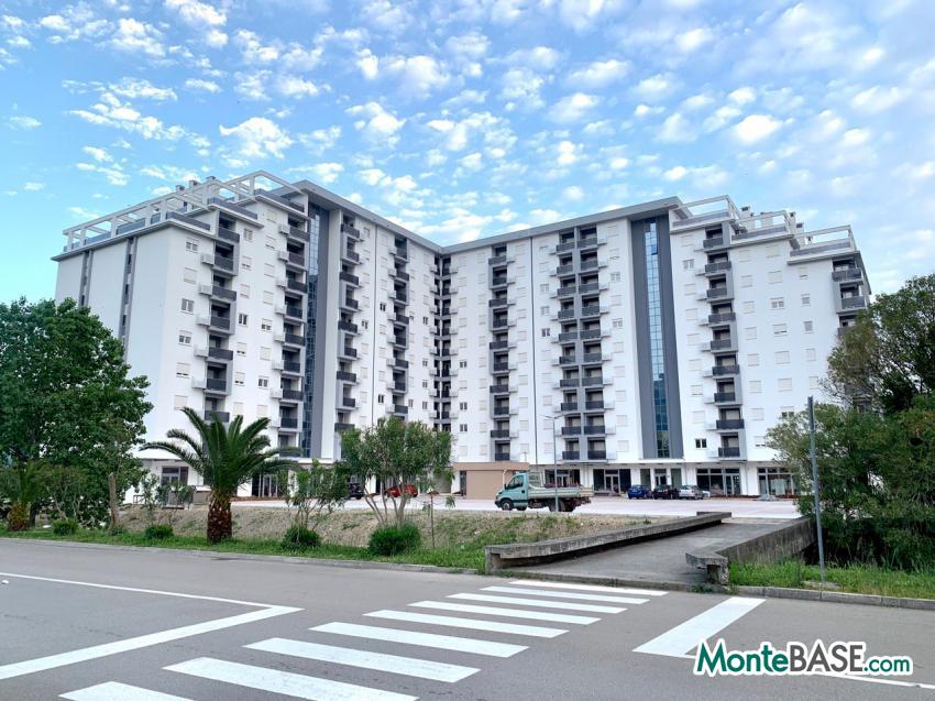 Stan U Baru Zetagradnja Na Prodaju Na Montebase Com