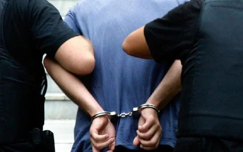 Arresto de dos personas por agredir a turistas extranjeros