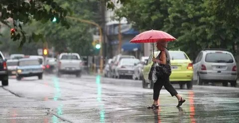 El COE coloca a cinco provincias del este en alerta verde correcto a las lluvias