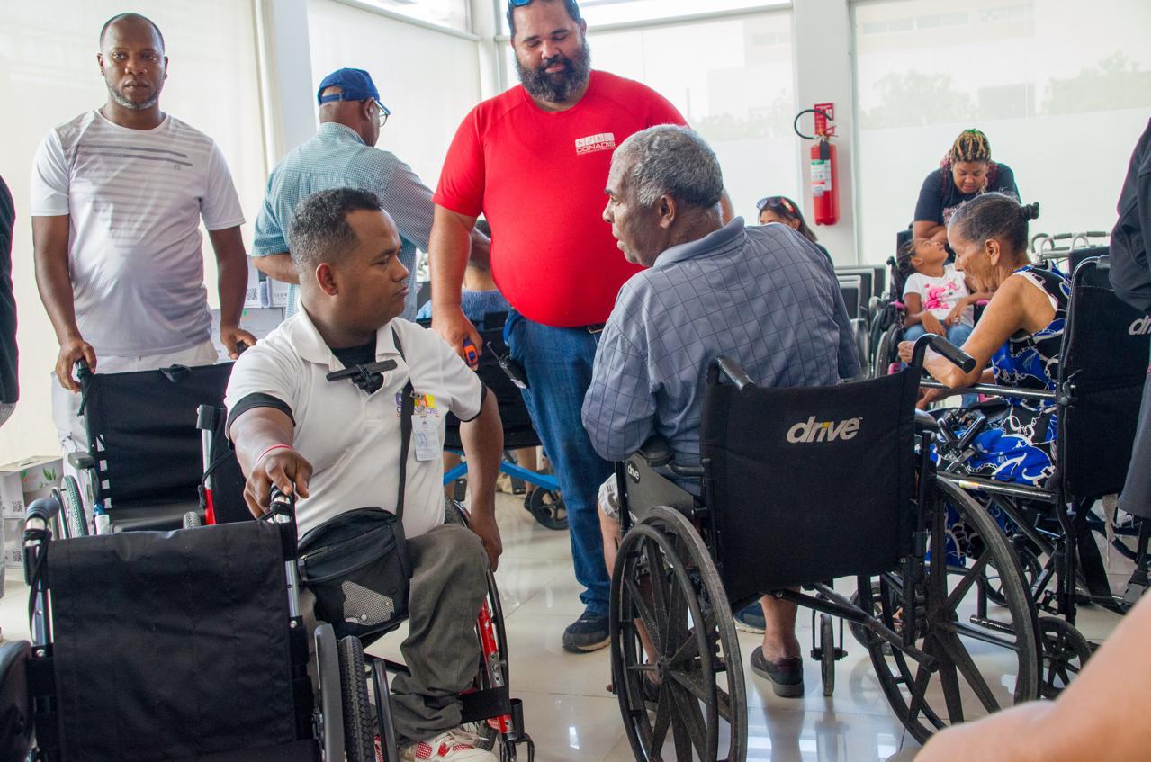 CONADIS lleva sus servicios a personas con discapacidad, en La Romana CONADIS lleva sus servicios a personas con discapacidad, en La Romana