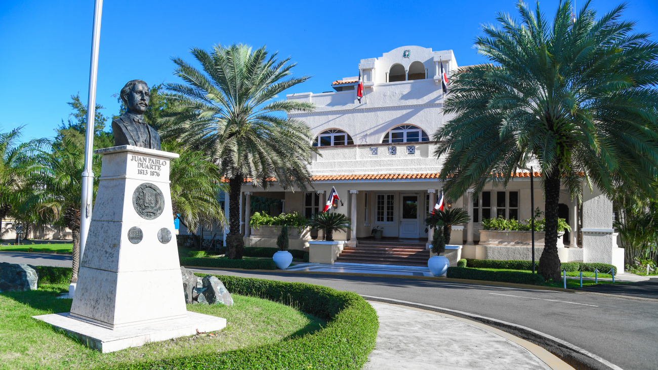 MIREX exhorta a desplazarse de forma admitido a Estados Unidos y advierte sobre riesgos de migración irregular