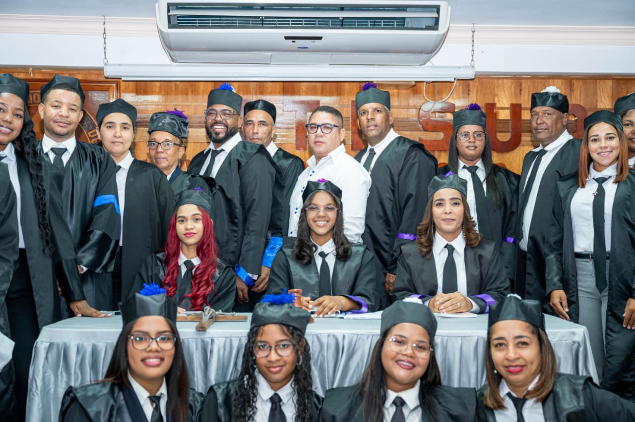 Utesur en Azua pone en marcha simulacro de Derecho Procesal Penal Utesur en Azua pone en marcha simulacro de Derecho Procesal Penal