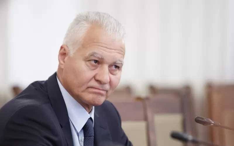 Нов екшън с шефа на ДАНС