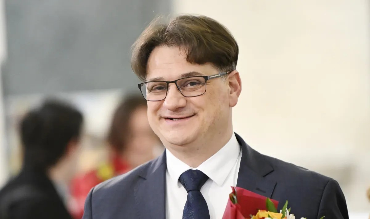 Мариан Бачев напусна политиката