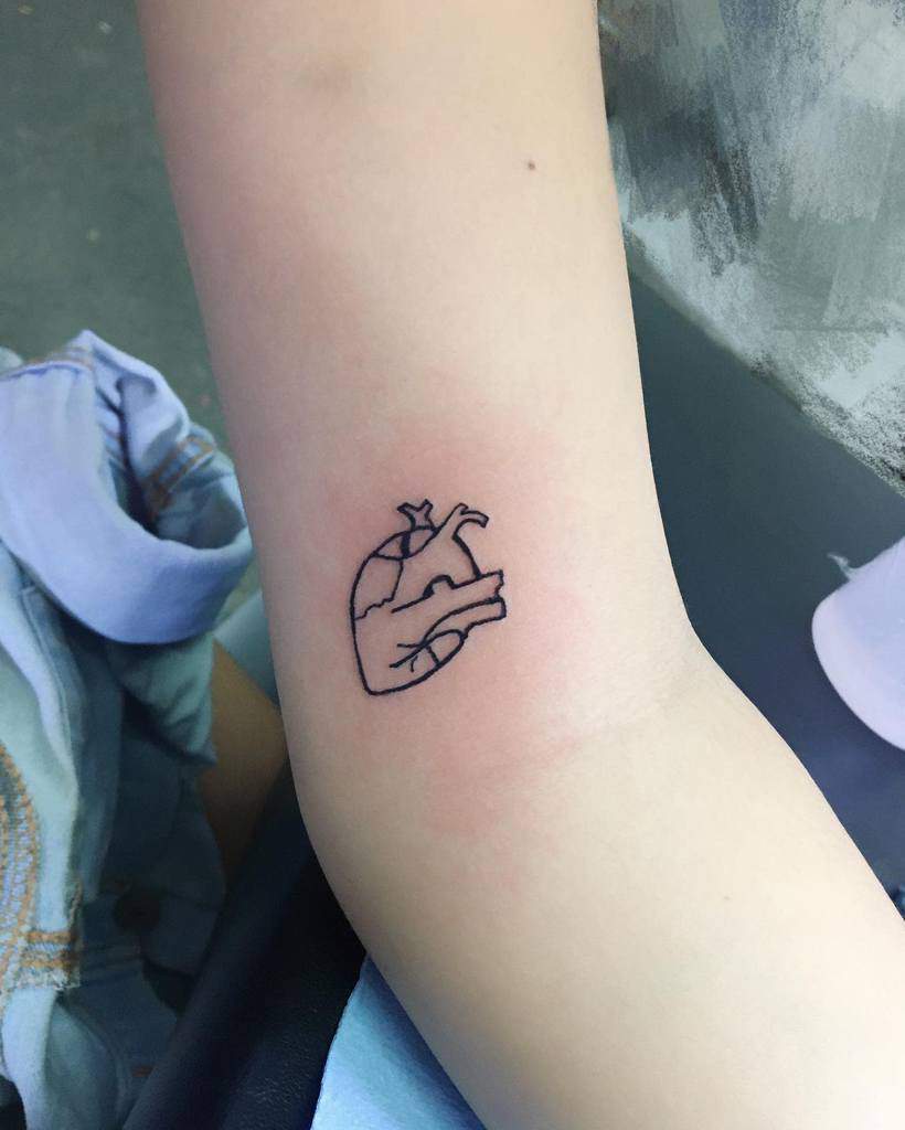 Top 71 Best Small Heart Tattoo Ideas - [2021 Inspiration Guide] 1024_x_820_jpg