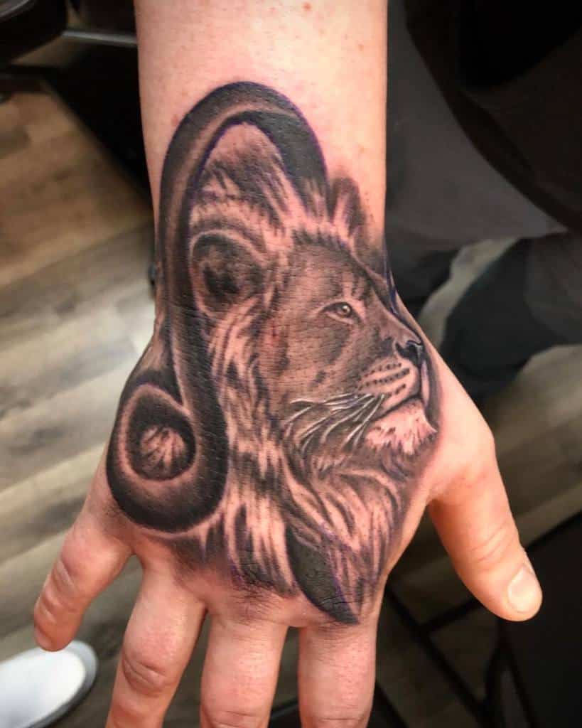 Top 51 Best Small Lion Tattoo Ideas – [2020 Inspiration Guide] | Laptrinhx / News 1024_x_819_jpg