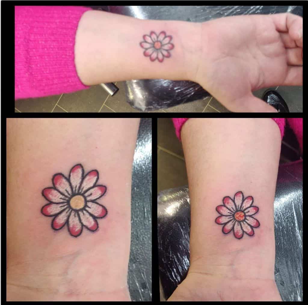 Top 107 Best Daisy Tattoos [2022 Inspiration Guide]