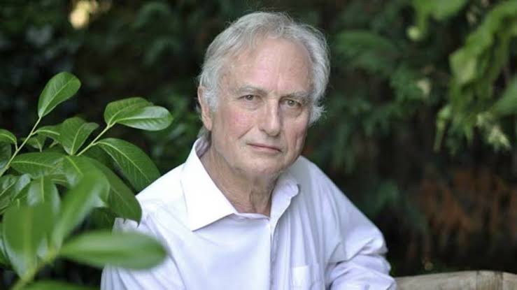 “Mulheres trans são homens”, diz Richard Dawkins