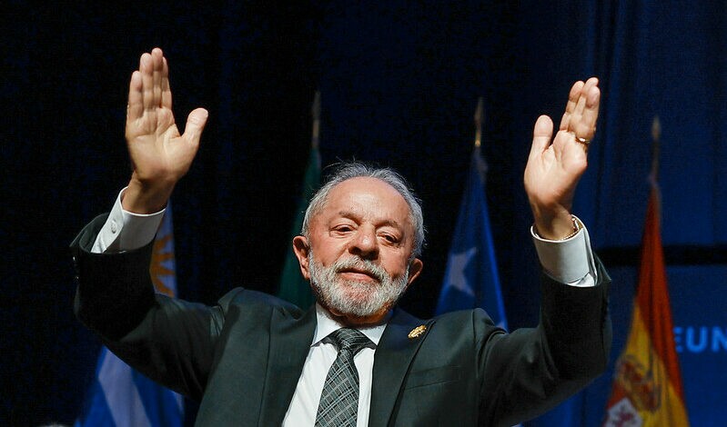 Lula é contra anistia, mas recebe desde 1993 aposentadoria de R$ 12 mil por mês como anistiado político