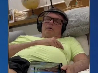Vídeo de Bolsonaro com constantes soluços é divulgado e expõe dura realidade do ex-presidente