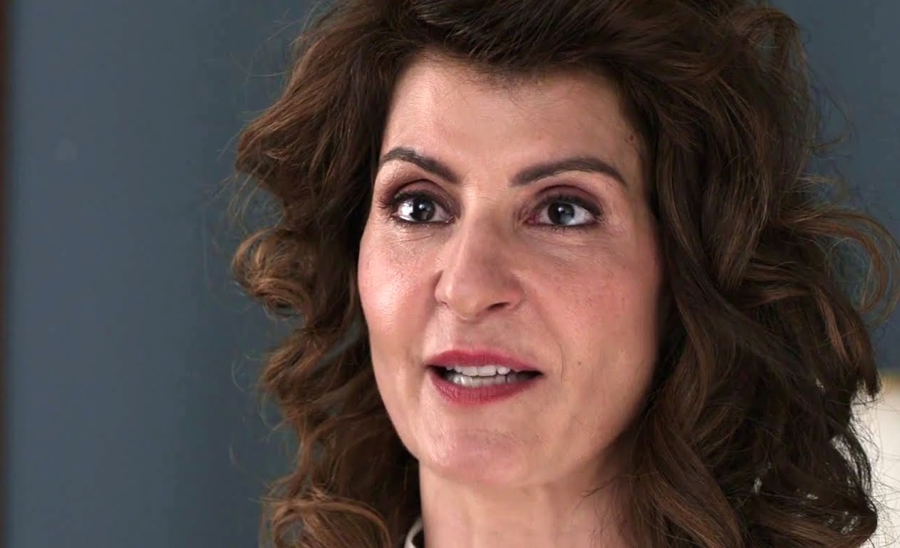 Nia vardalos eye injury