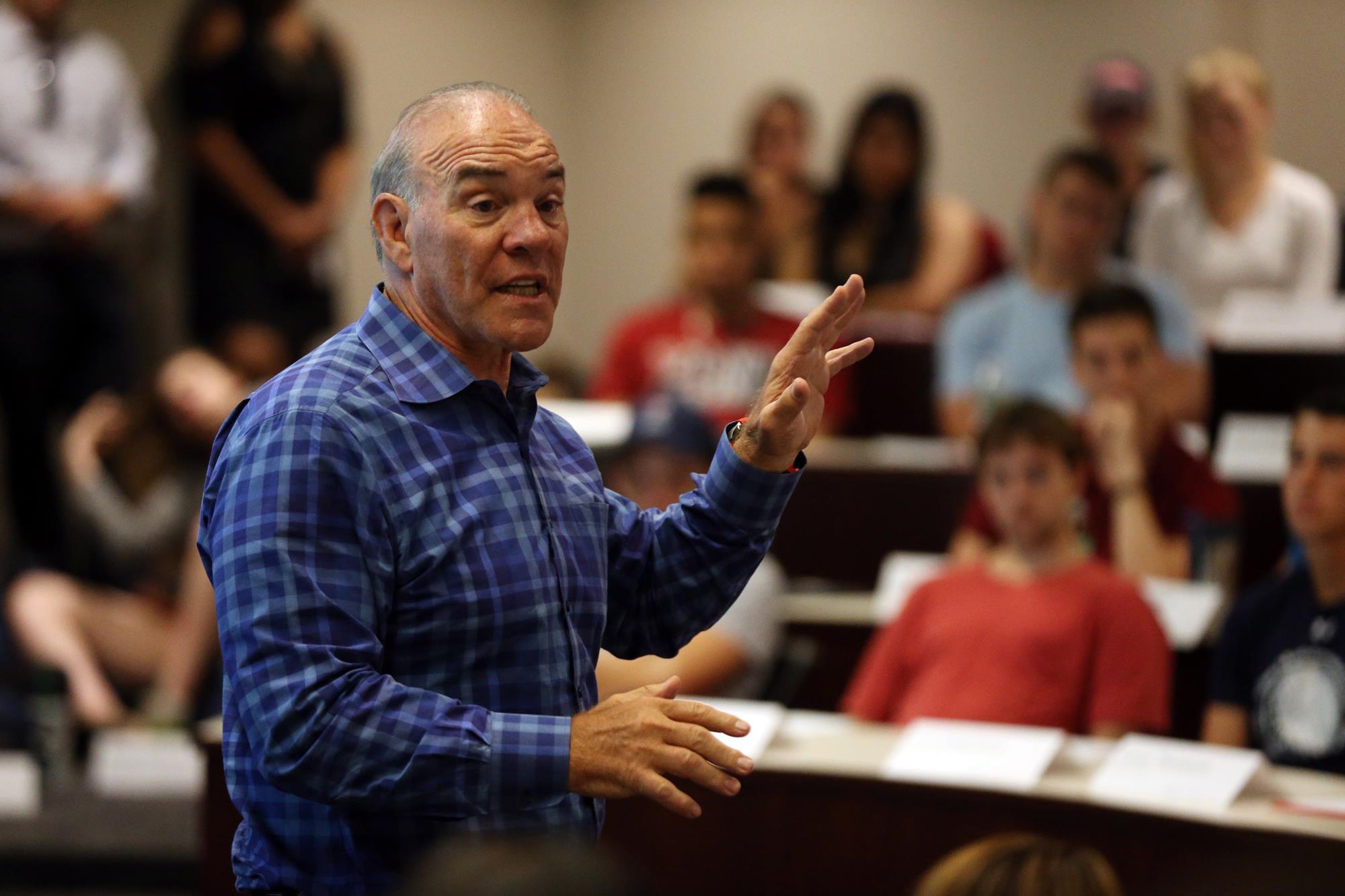 Former Charles Schwab CEO Gives M to Revive Wrestling at His Alma Mater, Penn