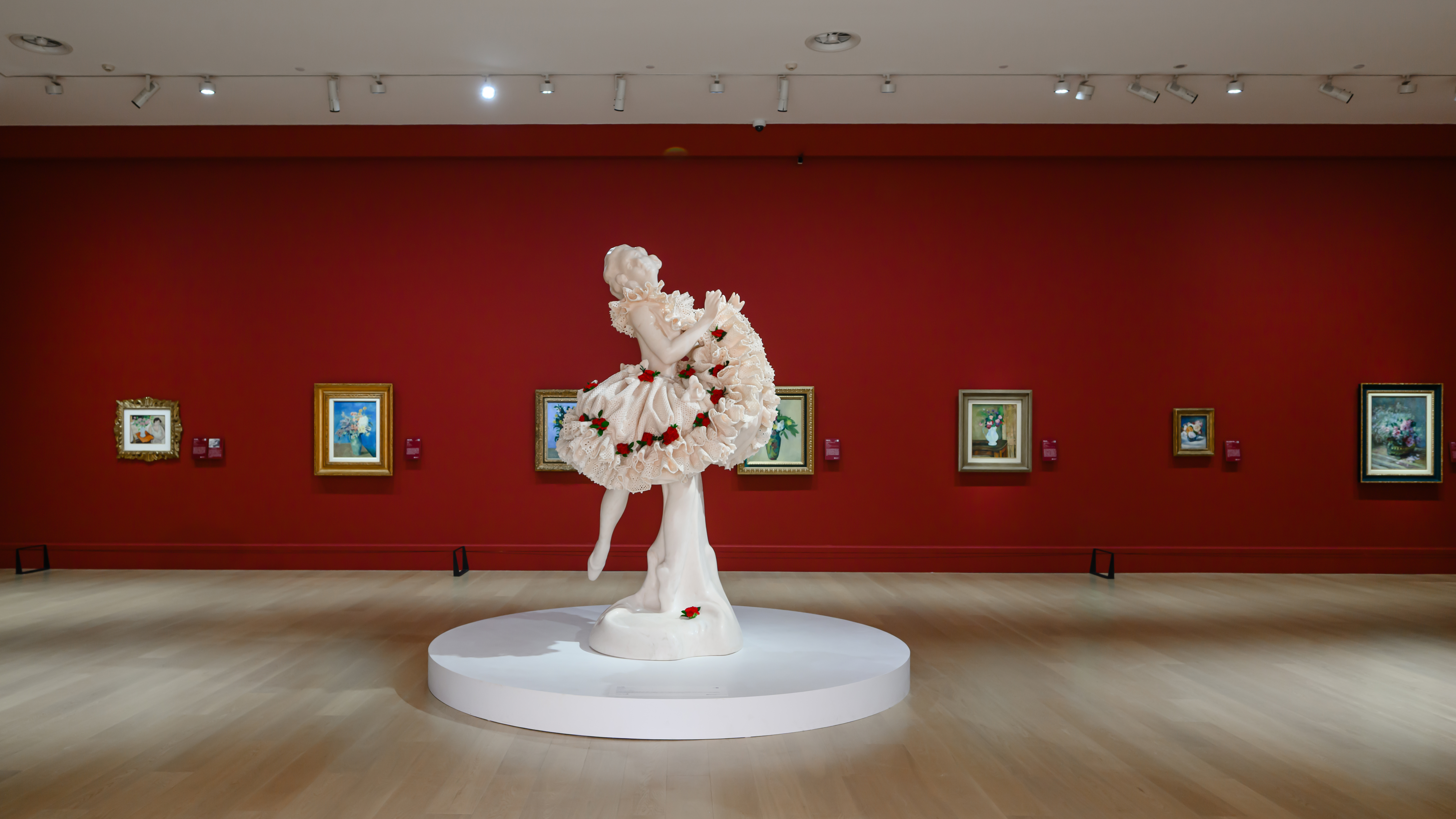 One Fine Show: “Nothing Still About Still Lifes” at the Deji Art Museum