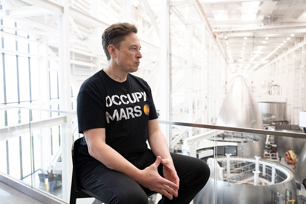 Elon Musk Projects T in SpaceX Revenue After Spending B on A.I. in 3 Months