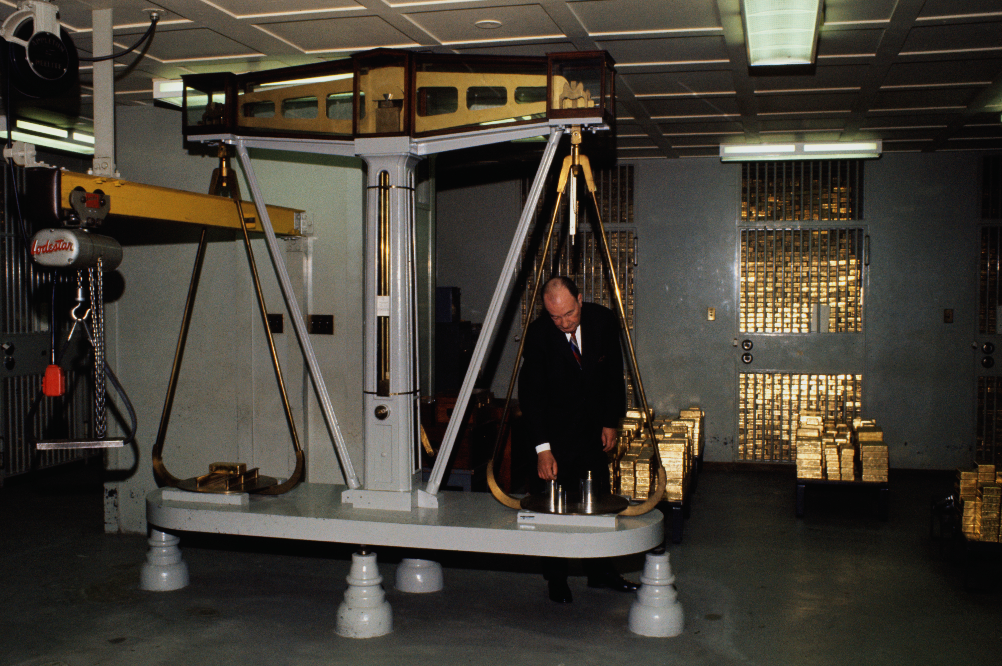 Ahead of Jackson Hole, Central Banks Are Rebuilding Reserves Around Gold
