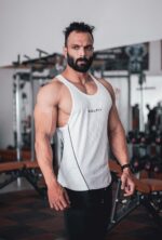 white-stringer-bold-wolfit