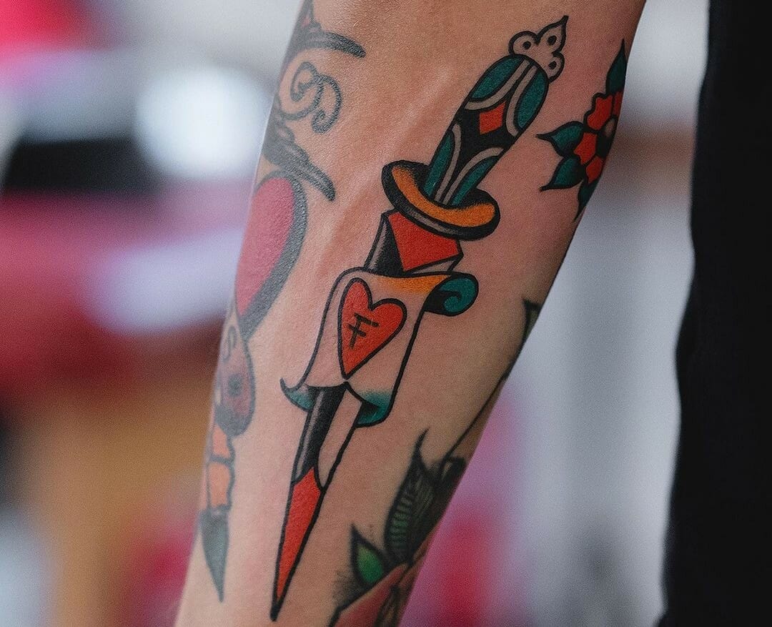 10 Best Traditional Tattoo Flash Ideas You Have To See To Believe! | Outsons | Men's Fashion Tips And Style Guides 877_x_1080_jpg